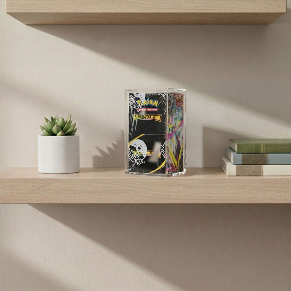Demi-display Pokémon Méga-Évolution en boîtier acrylique sur étagère en bois